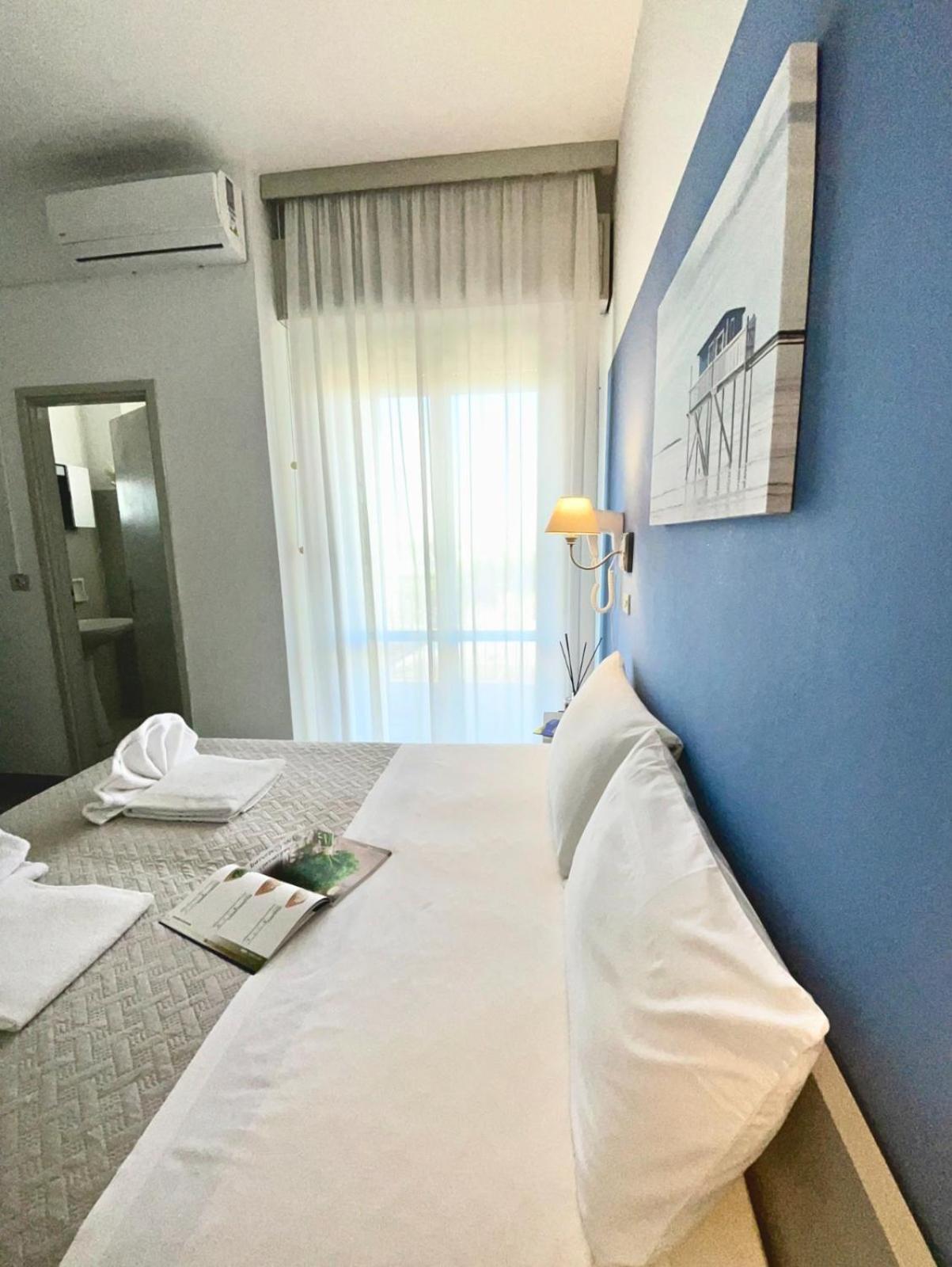 Hotel Alfa Anche In All Inclusive Rimini Exterior foto
